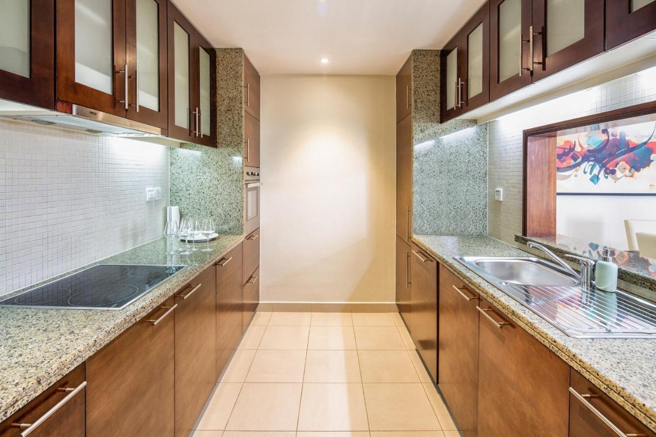 Nasma Luxury Stays - Fantastic Burj Khalifa View From This Fancy Condo Дубай Экстерьер фото