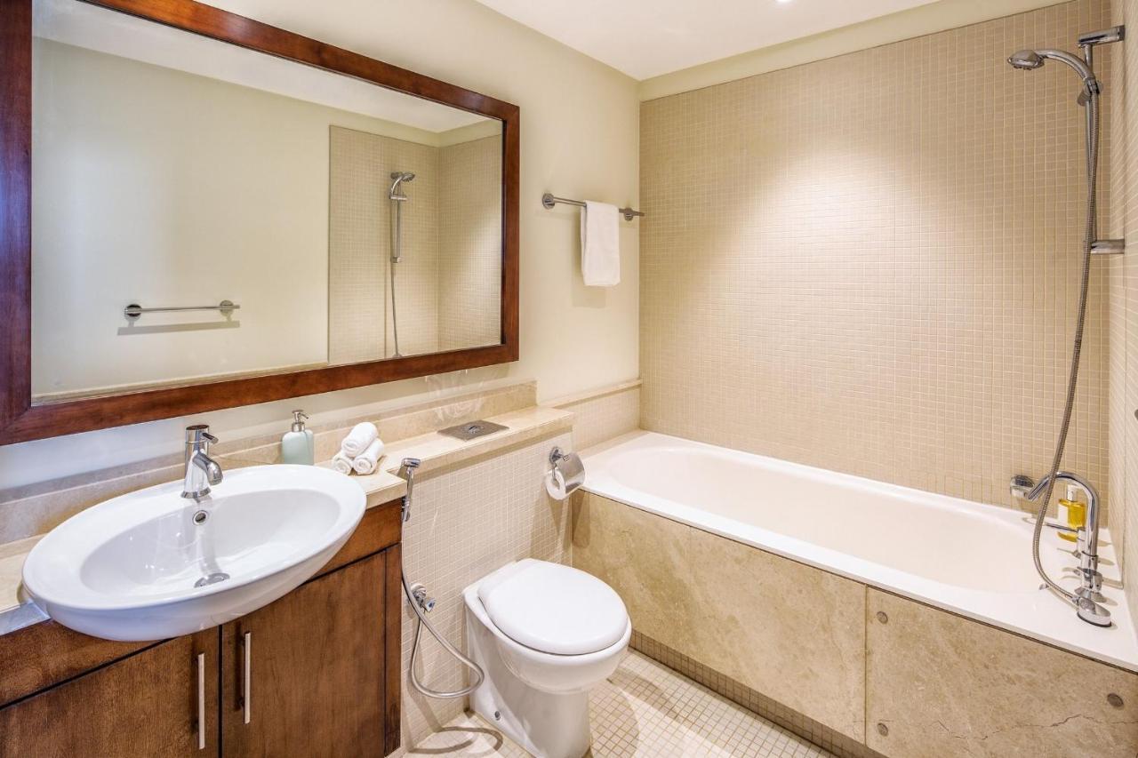 Nasma Luxury Stays - Fantastic Burj Khalifa View From This Fancy Condo Дубай Экстерьер фото